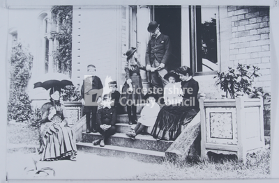 Victorian/Edwardian family 