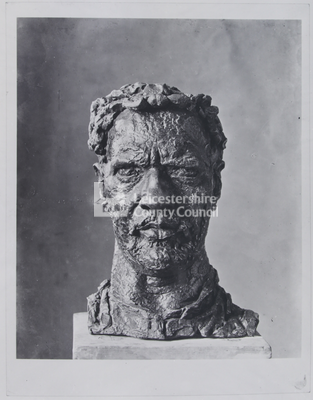Bronze bust of man	