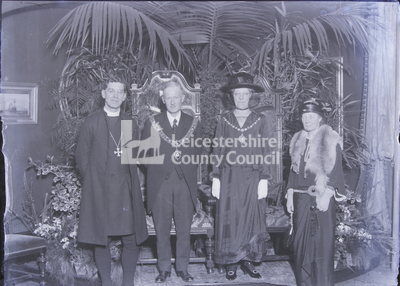 John Mantle Hubbard, Mayor Of Leicester, And Other Dignitaries