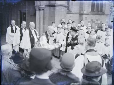 Royal Visits - King and Queen arriving to cathedral