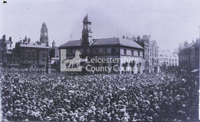 Events, Leicester: Crowd at the Corn Exchange	