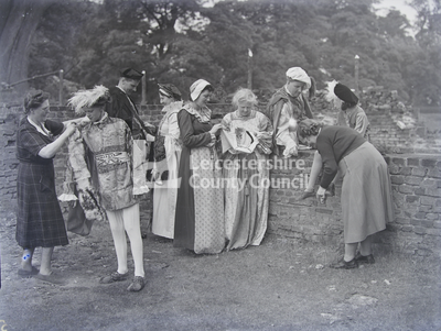 People Dressing Up In Mediaeval Costumes In Bradgate Park Ruins