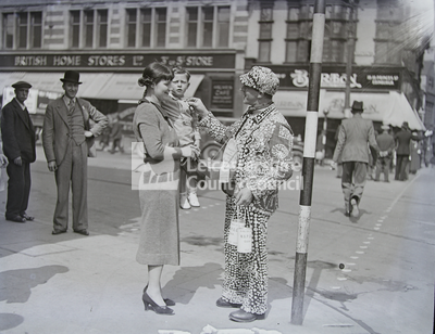 Leicester Pearly King Mr White	