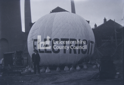 electricity - experimental balloon		
