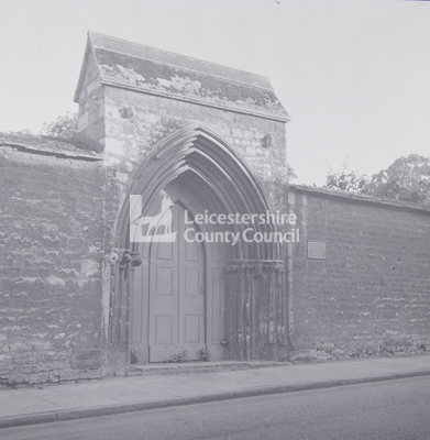 Stamford	Mediaeval gothic archway 