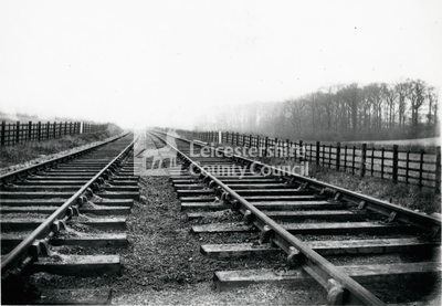 L1184 - Railway Tracks